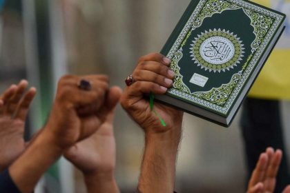 هتک حرمت به قرآن از سوی یک گروه در دانمارک