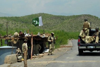 کشته‌شدن دست‌کم شش نظامی پاکستان در یک درگیری
