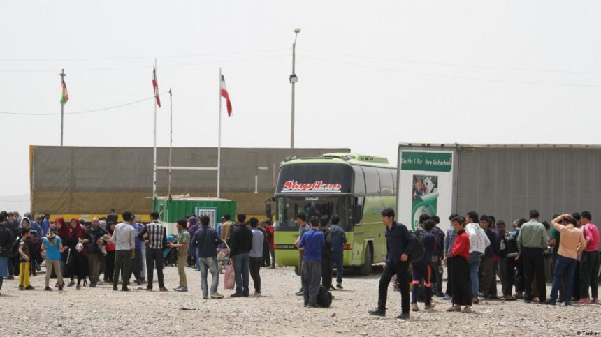 باز‌گشت بیش از دو‌هزار مهاجر افغانستانی از ایران