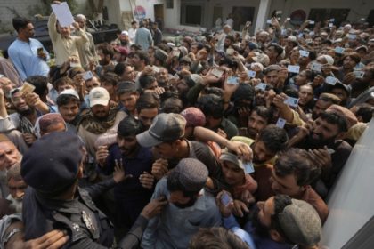 تحلیل‌گران: سرکوب مهاجران افغانستانی توسط پاکستان ممکن است سبب تندروی‌شدن این مهاجران شود