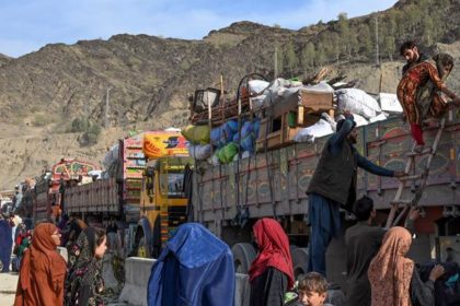 بیش از دو‌هزار مهاجر افغانستانی از پاکستان اخراج شدند