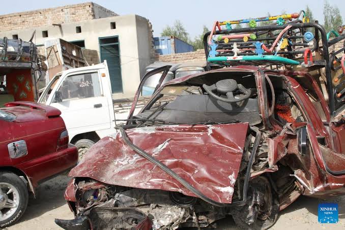 ۳۳ نفر در روی‌دادهای ترافیکی جداگانه در شرق افغانستان جان باختند